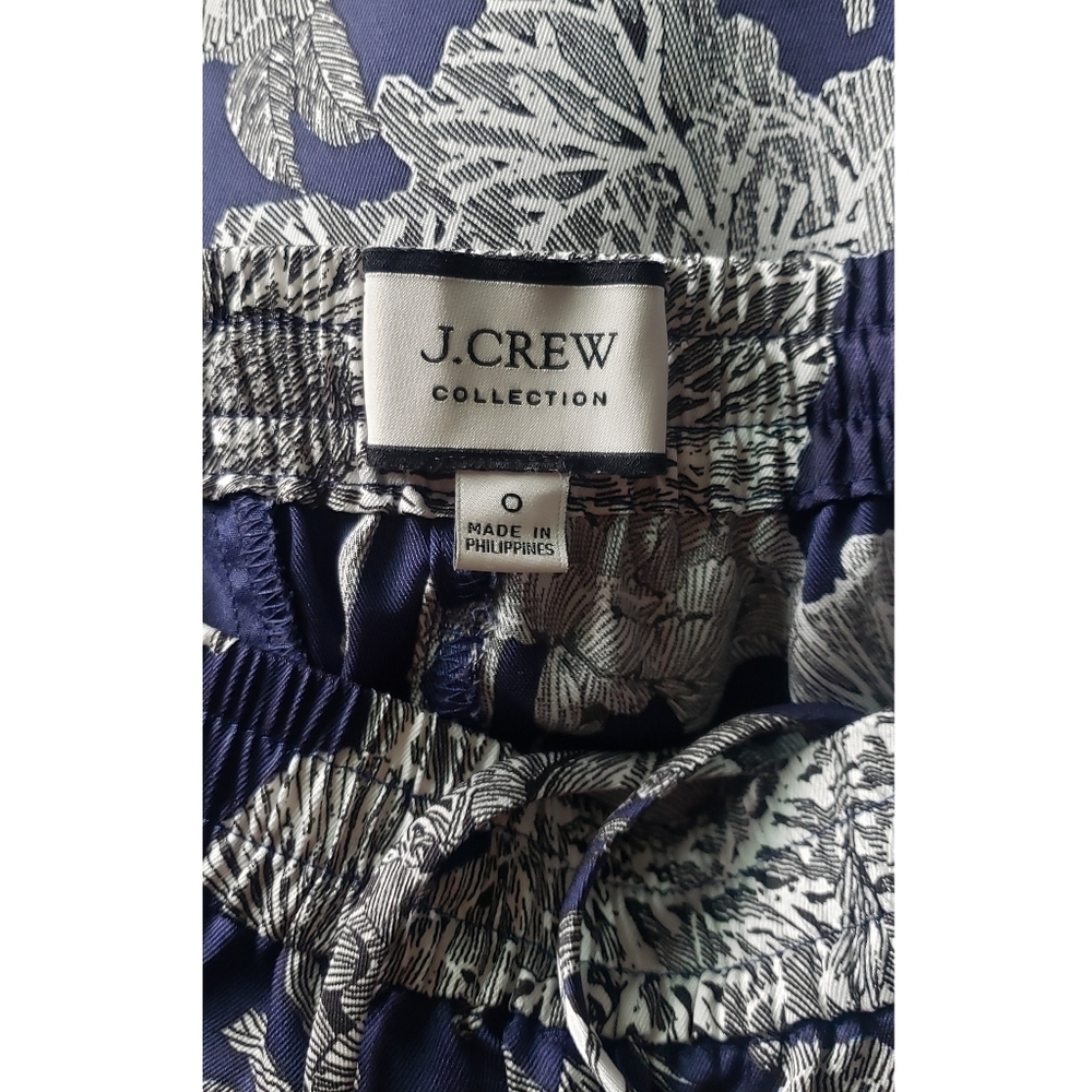 12. J. Crew Pull-on cropped pant in Ratti® seashell print - Picture 5 of 8